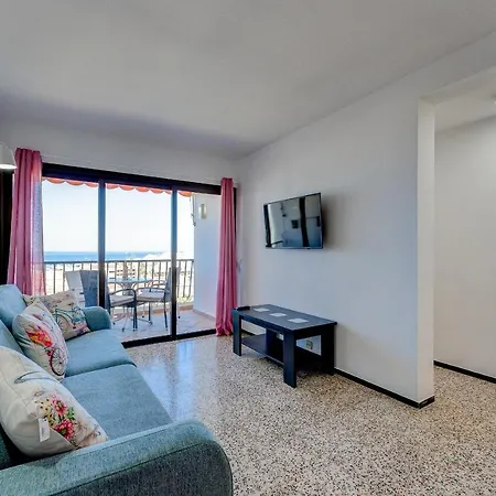 Cristianos Achacay Bluesky Apartment